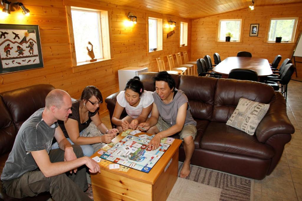 Hotel Sundog Retreat à Whitehorse Extérieur photo