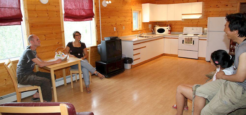 Hotel Sundog Retreat à Whitehorse Extérieur photo
